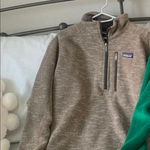 Mens M Patagonia pullover